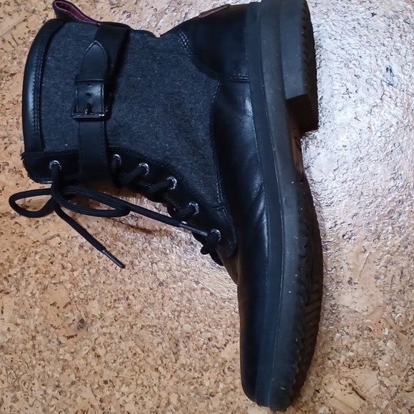 UGG Women's Kesey Waterproof Boots, Leather & Wool Size 9.5 Style #1005264 - Picture 7 of 16